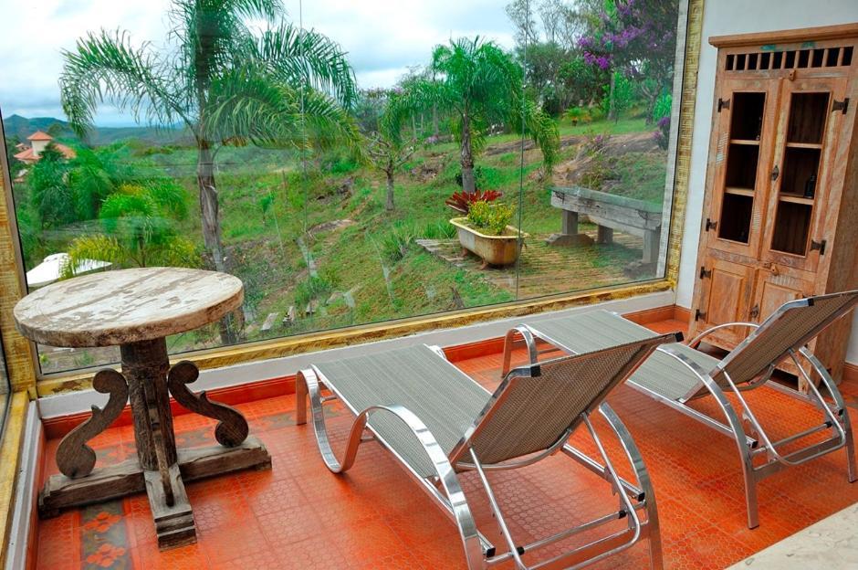 Pousada Vila Mineira Lavras Novas Extérieur photo