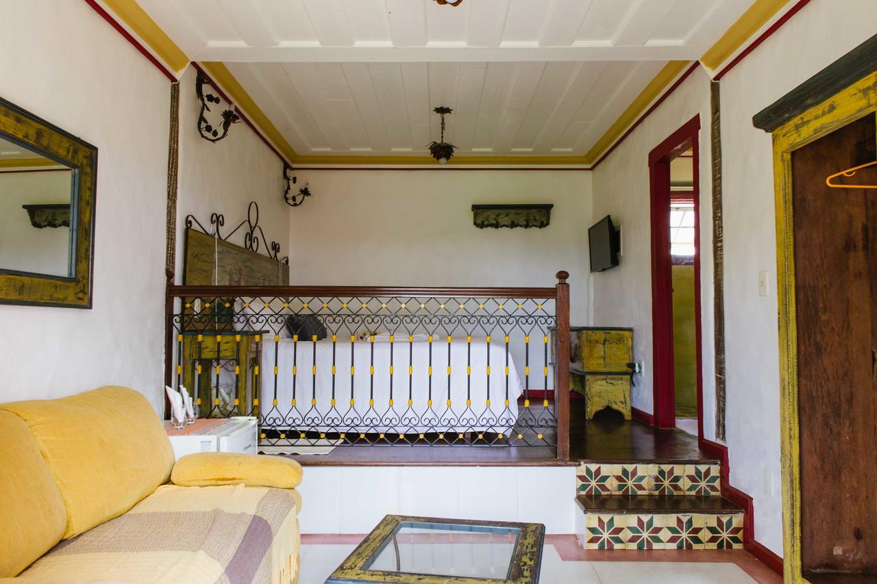 Pousada Vila Mineira Lavras Novas Chambre photo